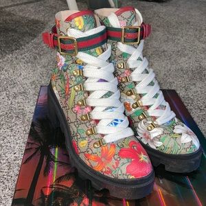 Authentic Gucci ankle combat boots